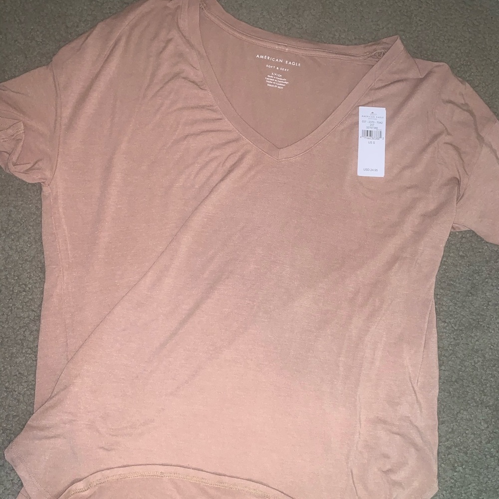 American eagle v-neck top